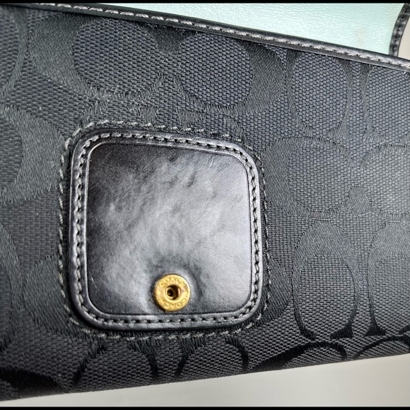Coach Bleecker Tattersall Black Signature Clutch Wallet- Lightly Distressed - Picture 13 of 15